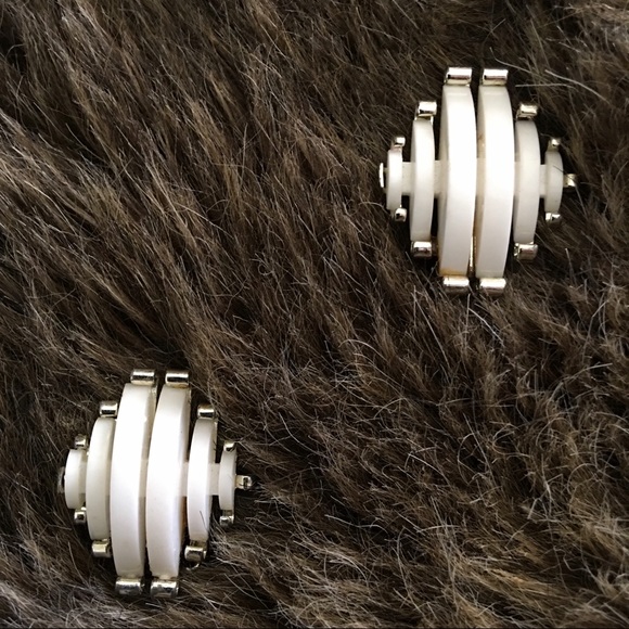 Vintage 70s waffle disc necklace and earring set - Picture 6 of 8